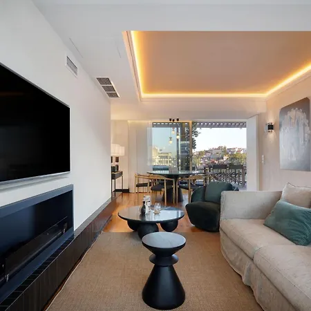 The Skyline Penthouse By The Portuguese Butler Appartement *