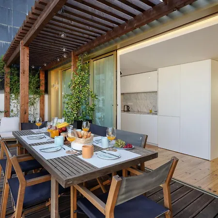 The Skyline Penthouse By The Portuguese Butler Appartement