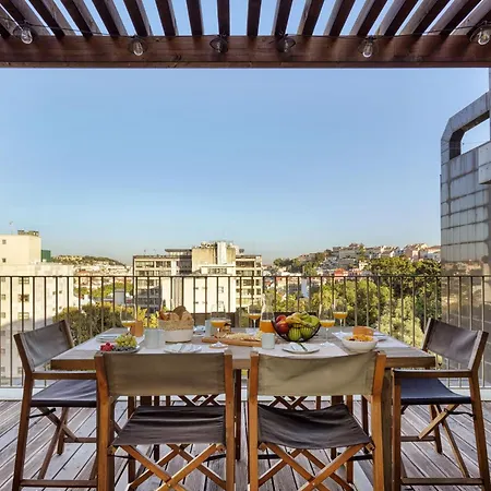 The Skyline Penthouse By The Portuguese Butler Appartement *